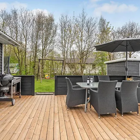 4 Bedroom Lovely Home In Hemmet